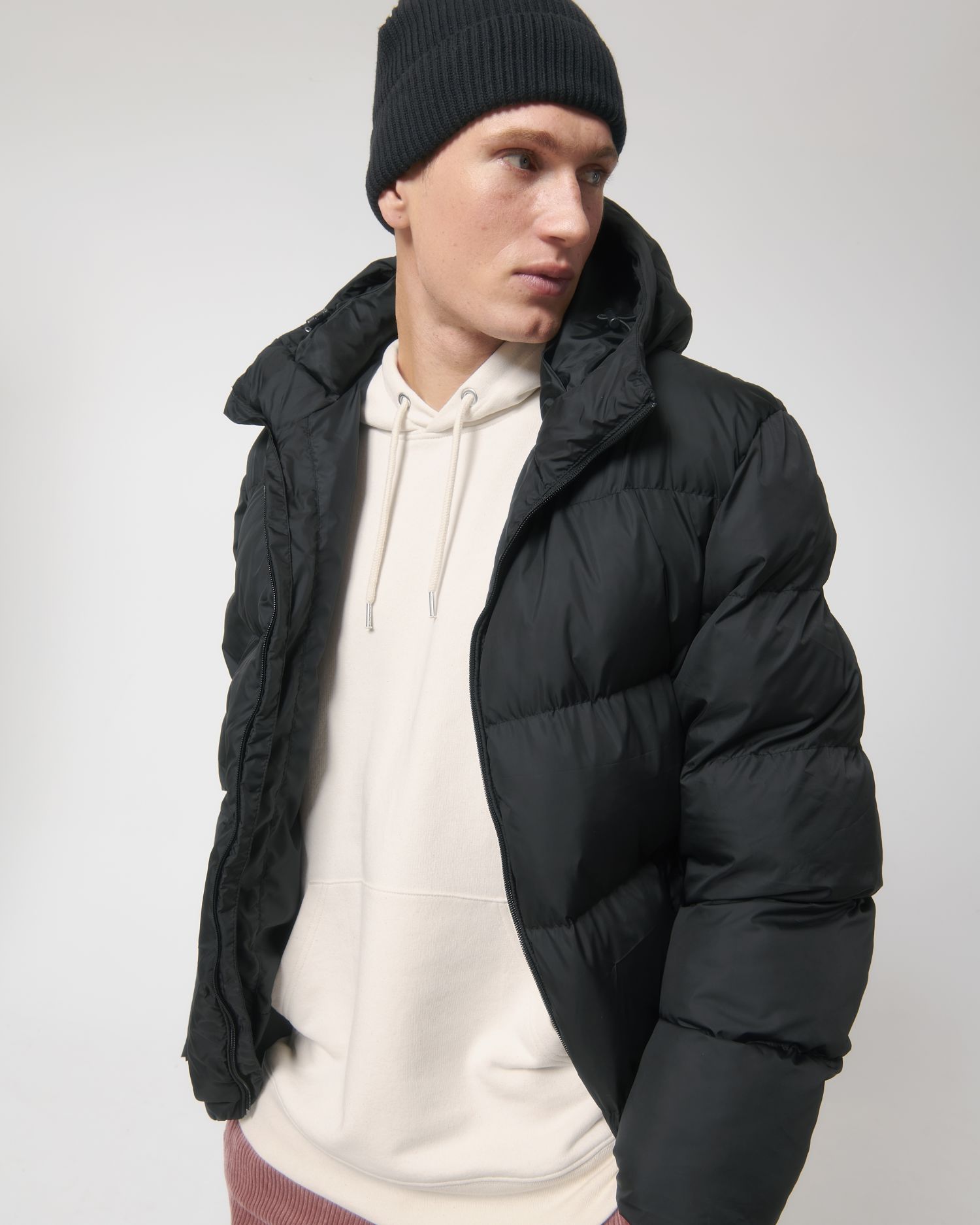 Puffer, color Black