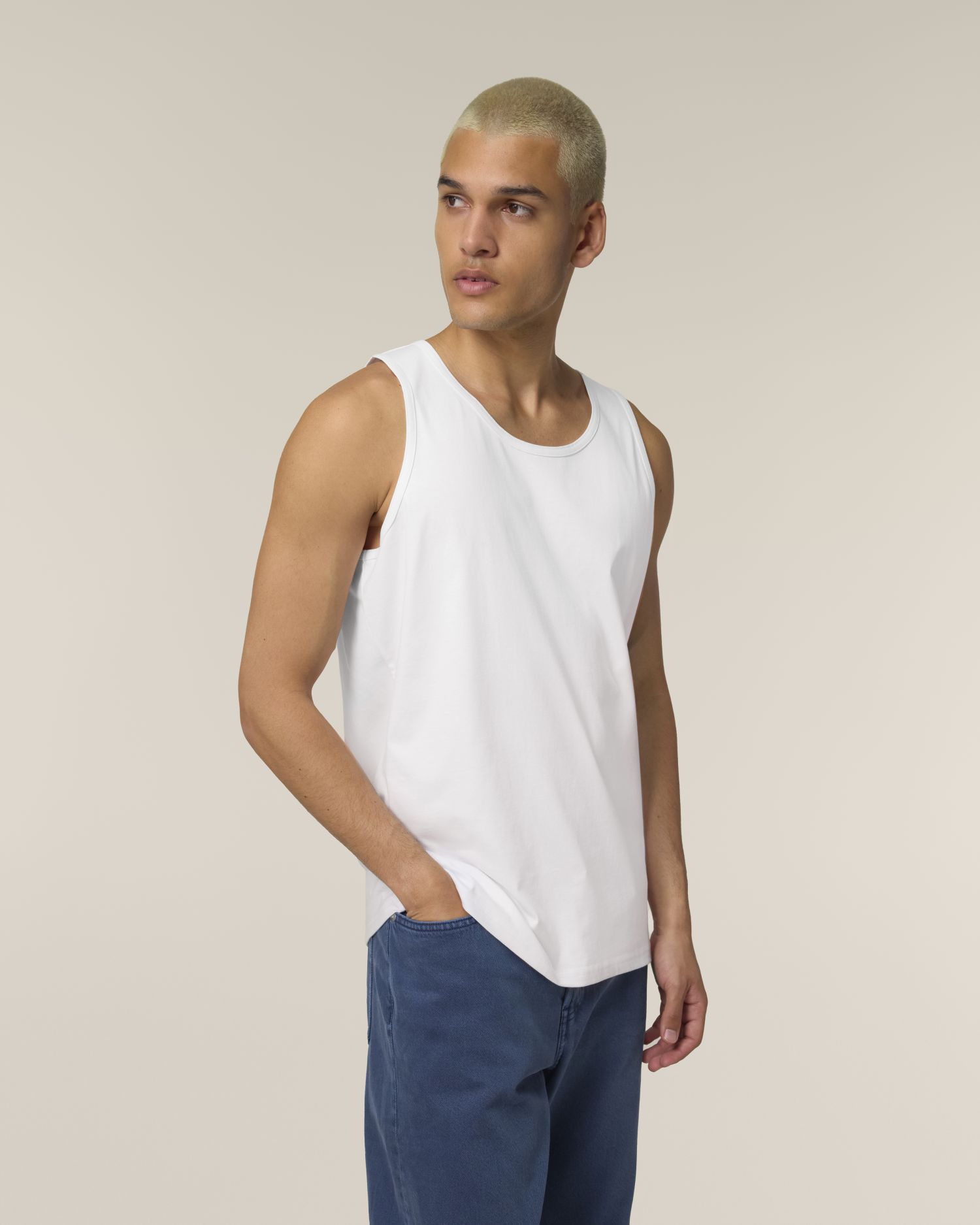 Stanley Stancer, color White