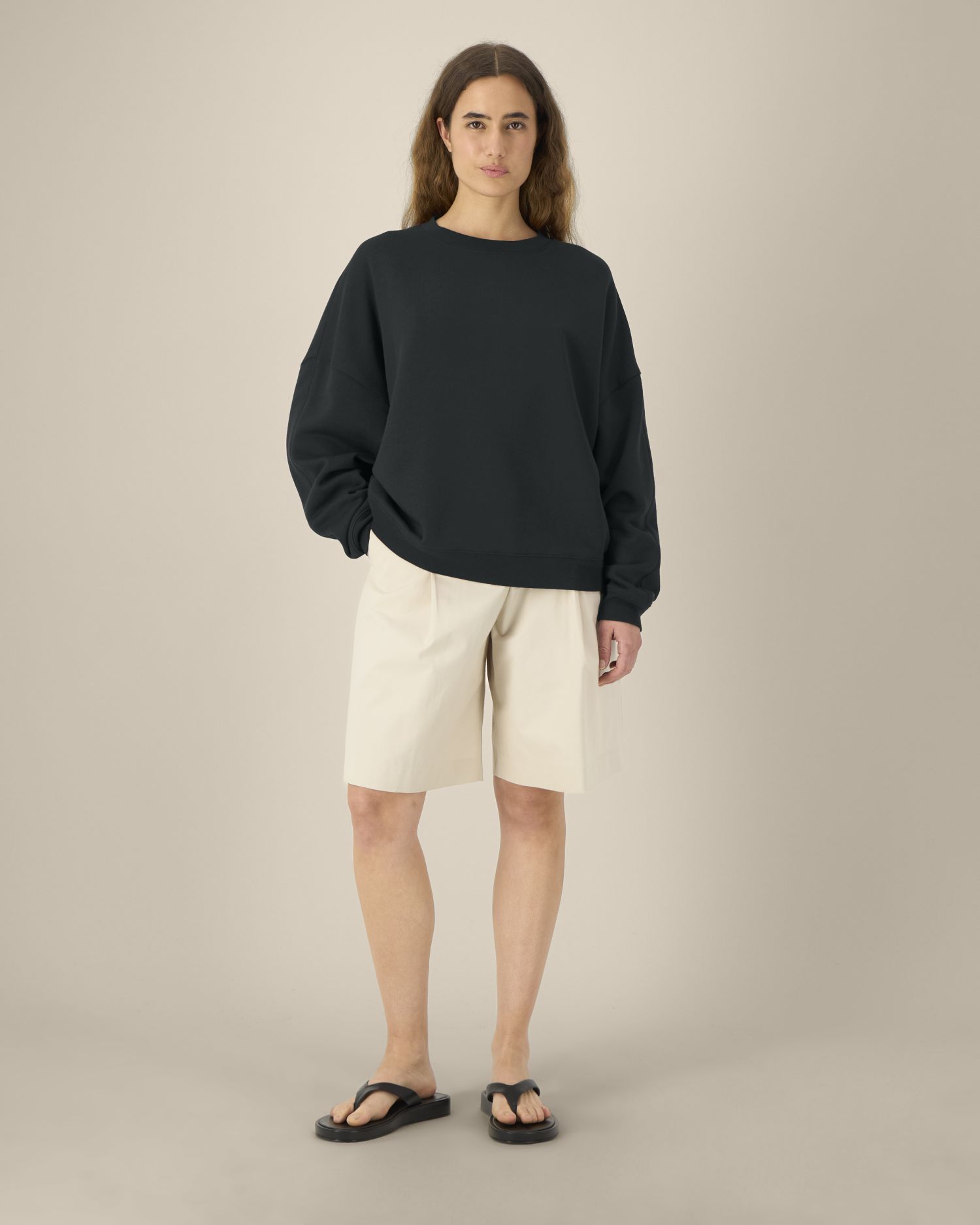 Stella Lianna, color Black